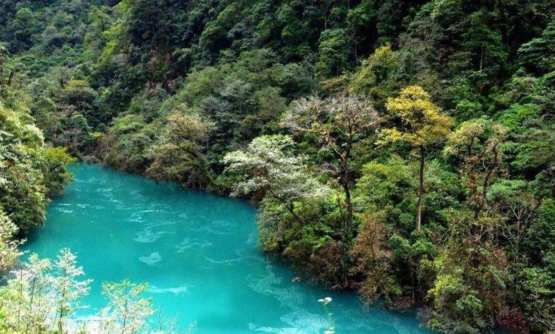 连接正负极